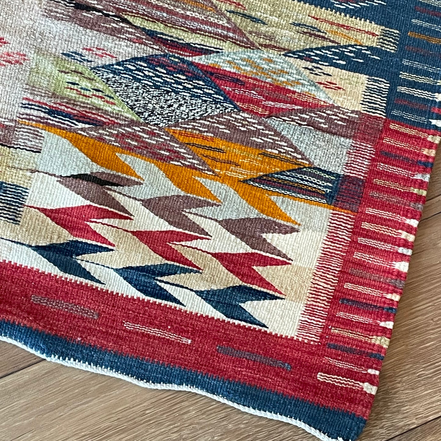 Taznakht Kilim Runner 'Tyba'