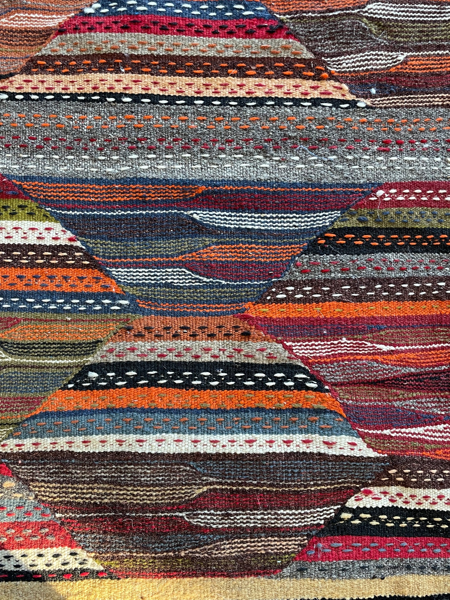 Taznakht Kilim 'Nora'